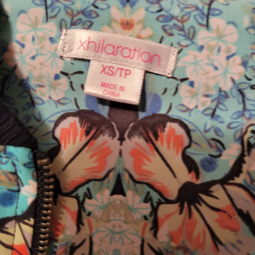 Bomber jacket - Picture 7 of 9
